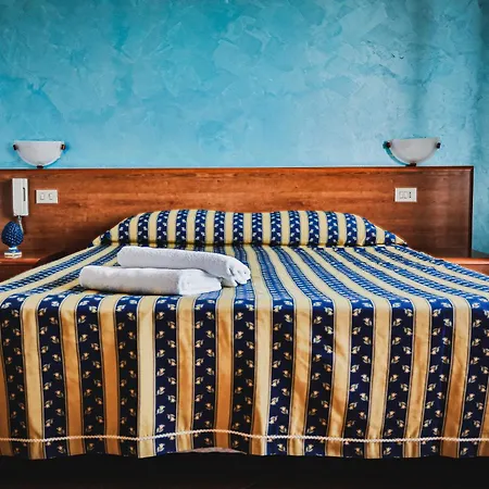 Alexander Otel Giardini Naxos
