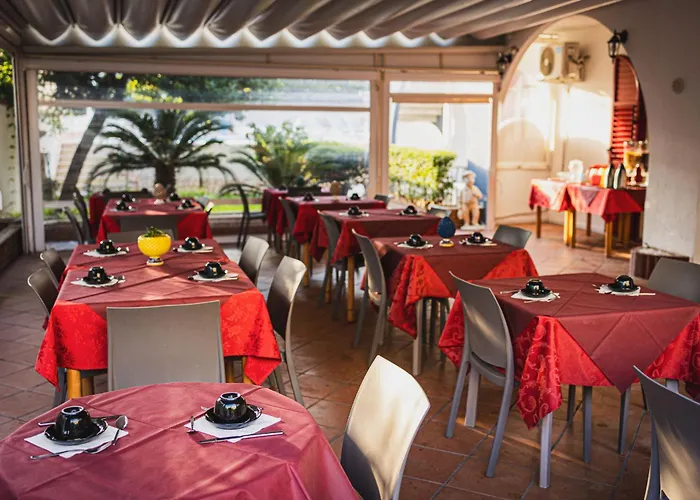 Alexander 지아르디니낙소스