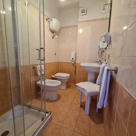 호텔 알렉산더 지아르디니낙소스