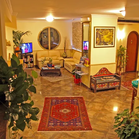 Alexander 3* Giardini Naxos