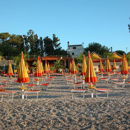 Alexander 3* Giardini-Naxos