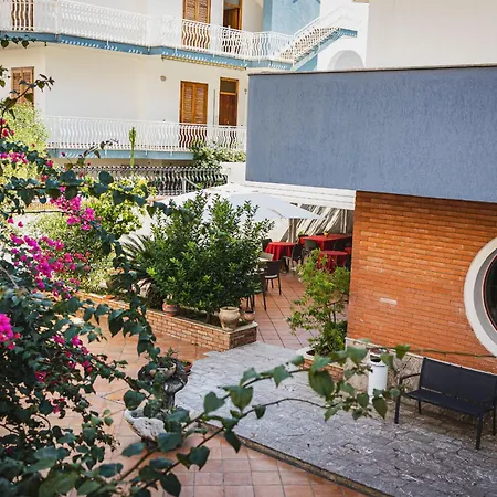 Alexander Hotel Giardini-Naxos