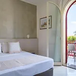 Alexander 3* Giardini-Naxos