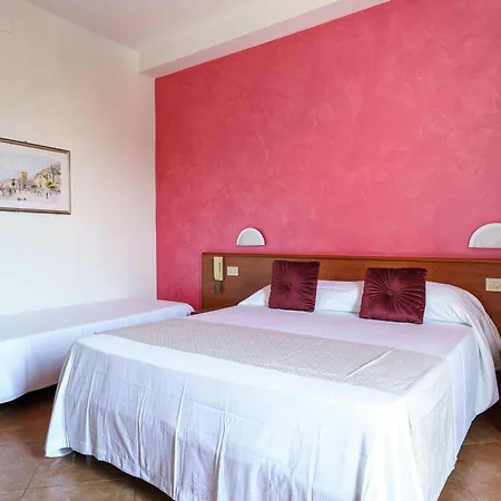 Hotel Alexander 3*