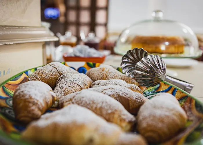 Alexander فندق 3*